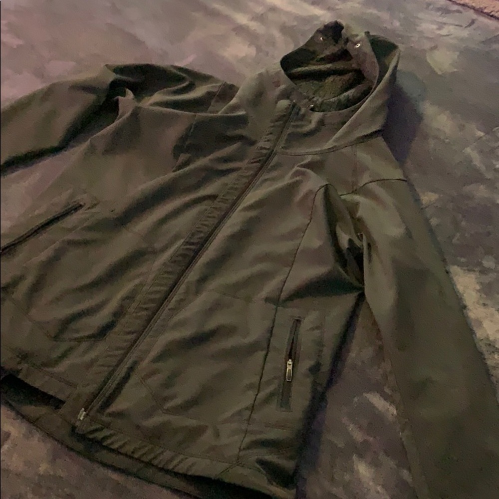 Women Columbia rain jacket